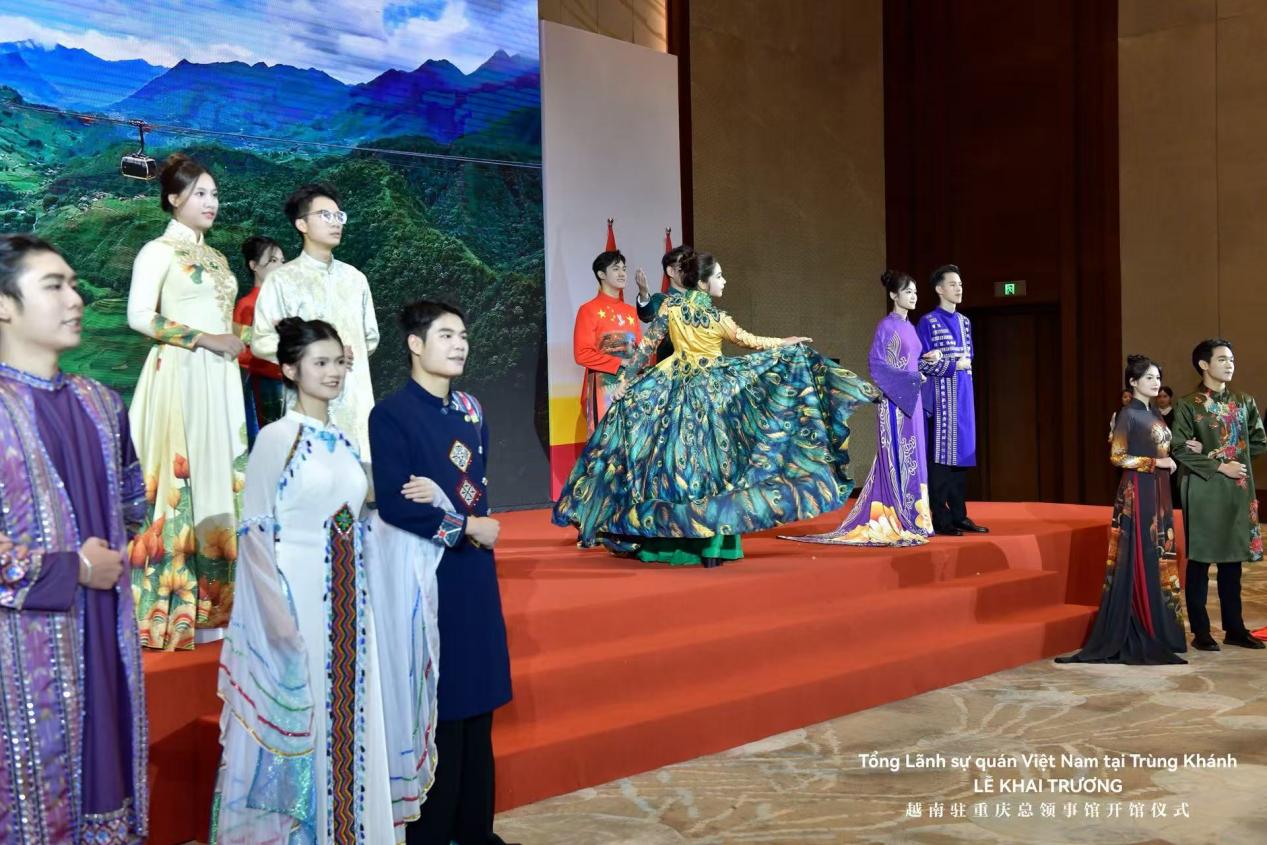 文件名称:image3.jpeg原图大小:NaNGB