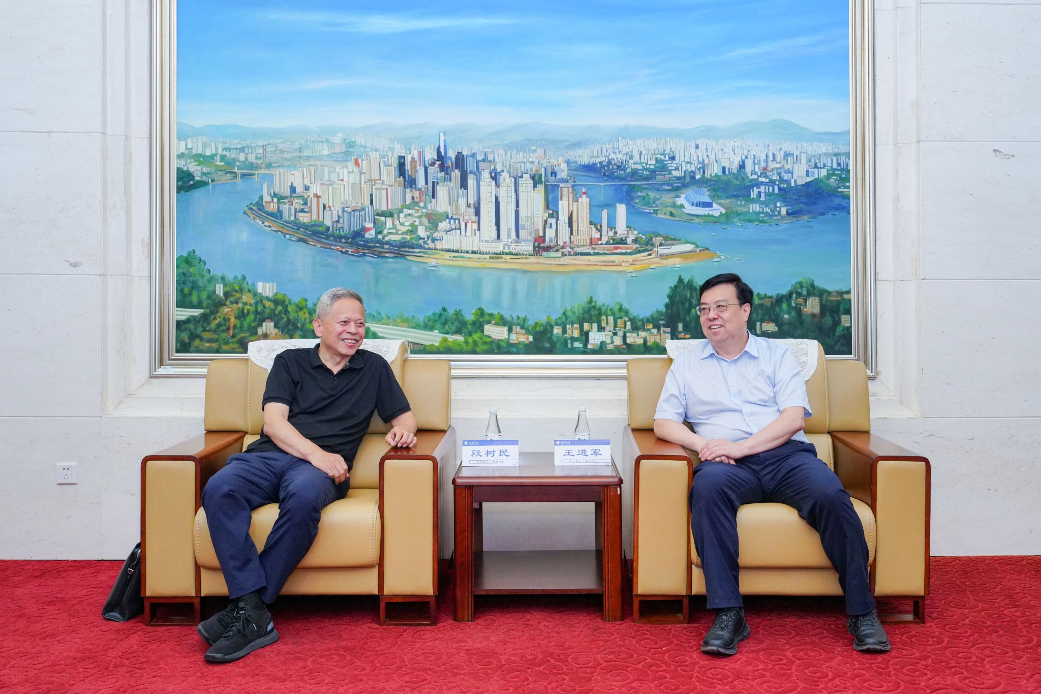 文件名称:DSC00157.jpg原图大小:5.38MB