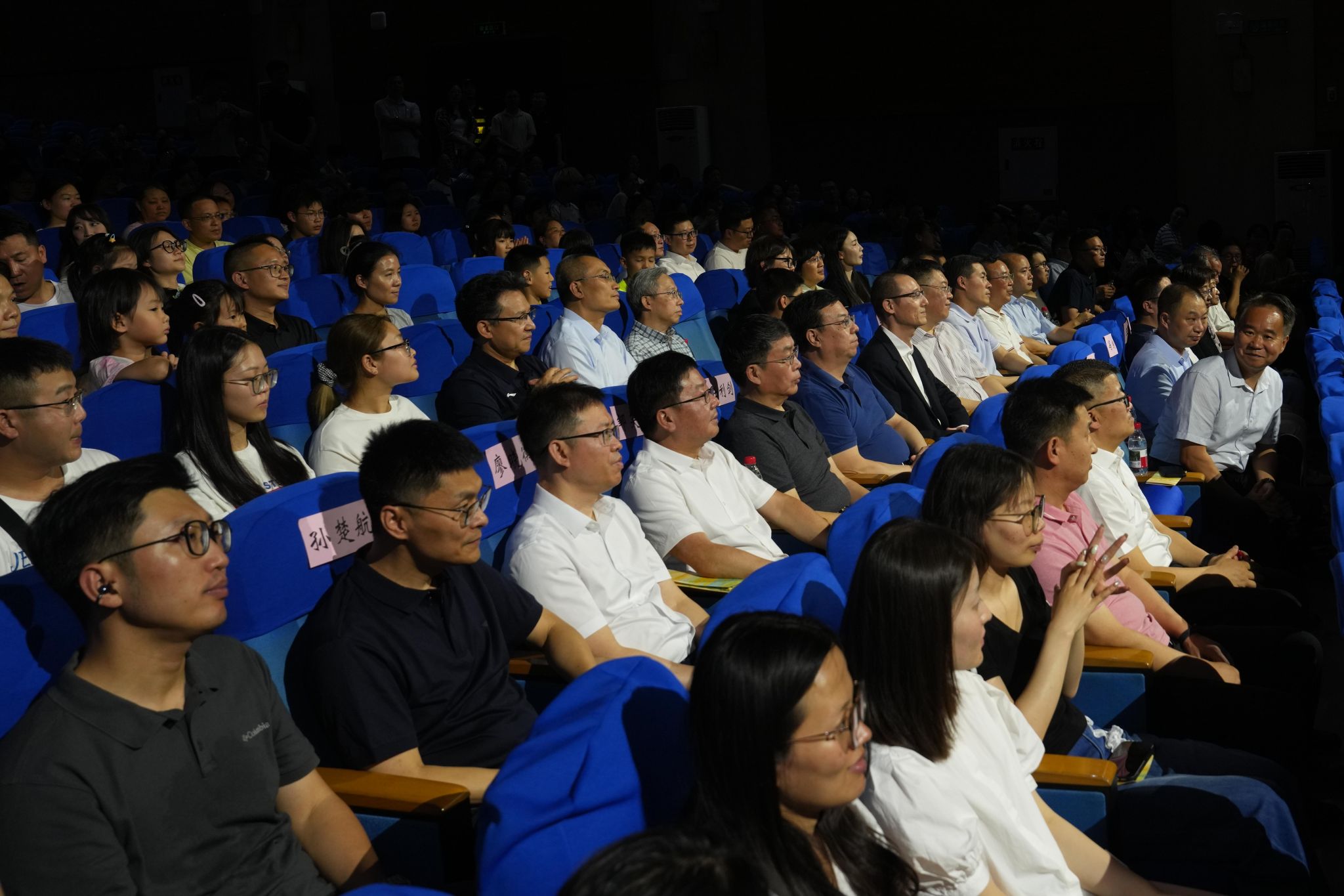 文件名称:微信图片_20250628224230.jpg原图大小:2.04MB